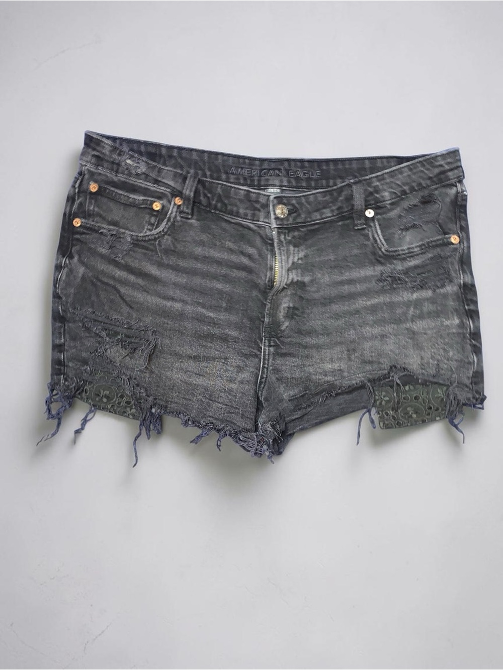 American Eagle Distressed Black Denim Shorts with Crochet Patchwork Trim sz 16
